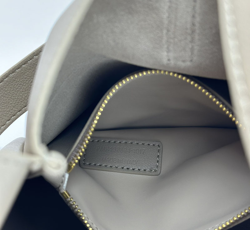 N品 YSL サンローラン LE 5 À 7 ソフト スモール ダスティグレー 713938AAAUQ1722 カーフスキンレザー ゴールド金具 激安優良店 - 画像 (3)