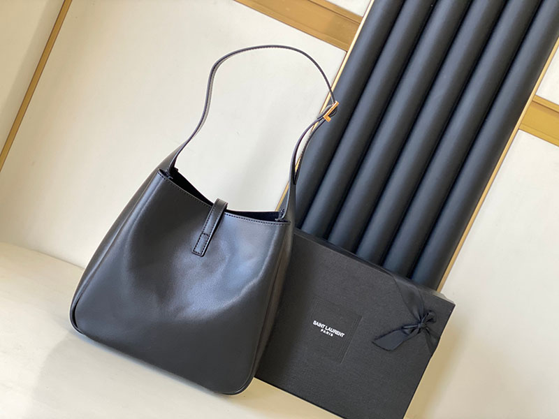 N品 YSL サンローラン LE 5 À 7 ラージ ソフト ブラック シャイニー 753837AAAUQ1000 カーフスキンレザー ゴールド金具 激安優良店 - 画像 (8)