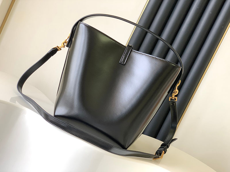 N品 YSL サンローラン LE 37 (シャイニーレザー)ブラック 7428282R20W1000 カーフスキンレザー ゴールド金具 激安優良店 - 画像 (8)