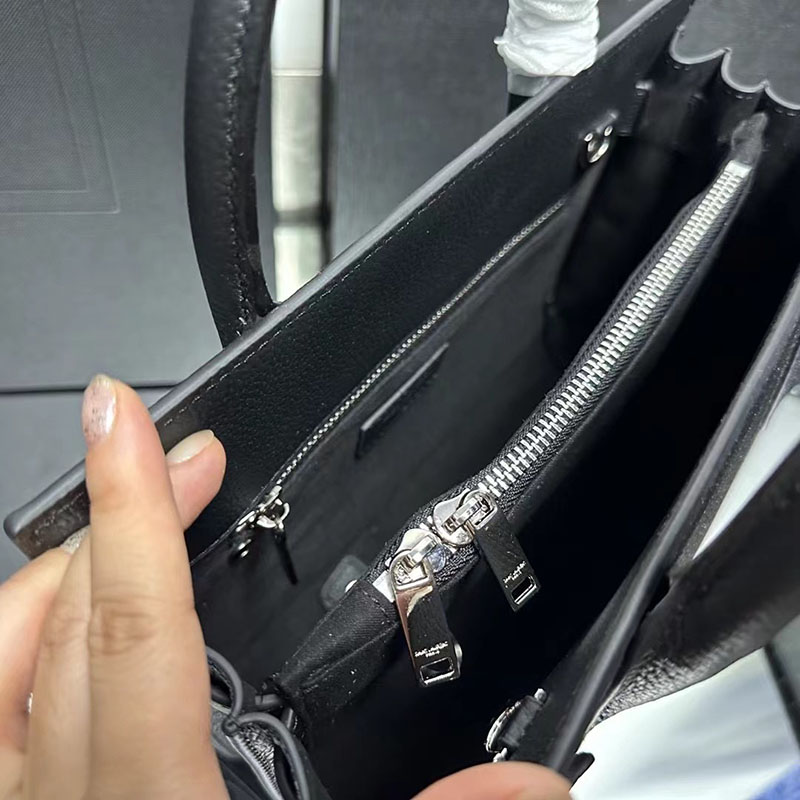 N品 YSL サンローラン サック ド ジュール ベイビー(グレインレザー)ブラック 421863B681N1000 カーフスキン シルバー金具 激安優良店 - 画像 (3)