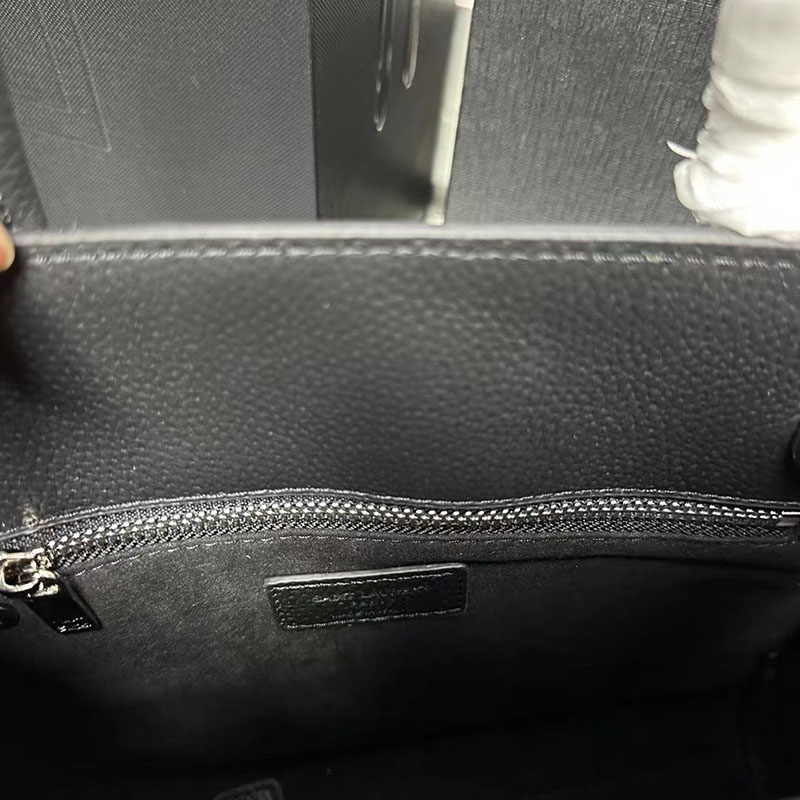 N品 YSL サンローラン サック ド ジュール ベイビー(グレインレザー)ブラック 421863B681N1000 カーフスキン シルバー金具 激安優良店 - 画像 (2)