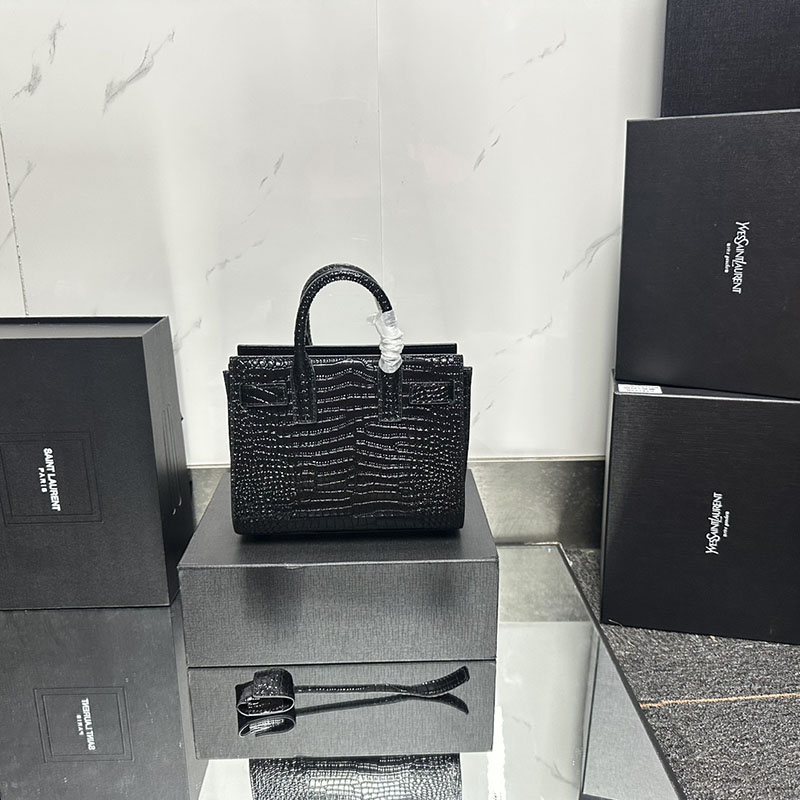 N品 YSL サンローラン サック サック ド ジュール ナノ(クロコダイルエンボスレザー) ブラック 392035DND1N1000 カーフスキンレザー シルバー金具 激安優良店 - 画像 (7)