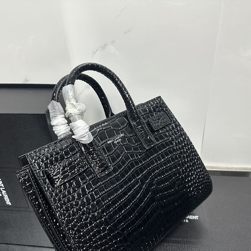 N品 YSL サンローラン サック サック ド ジュール ナノ(クロコダイルエンボスレザー) ブラック 392035DND1N1000 カーフスキンレザー シルバー金具 激安優良店 - 画像 (6)
