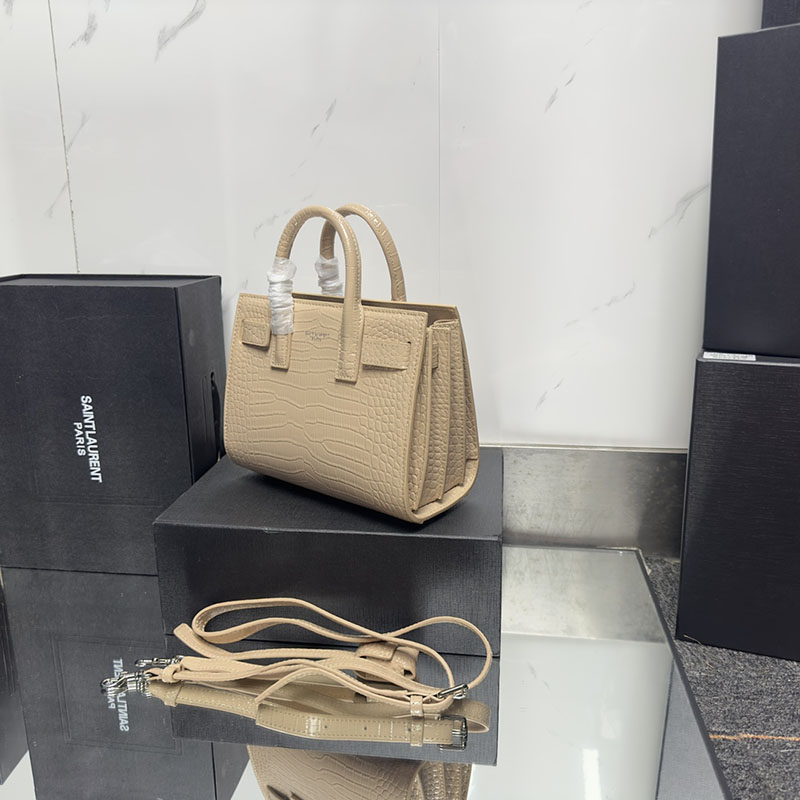 N品 YSL サンローラン サック サック ド ジュール ナノ(クロコダイルエンボスレザー)NATURAL TAN 392035DND1N2357 カーフスキンレザー シルバー金具 激安優良店 - 画像 (9)