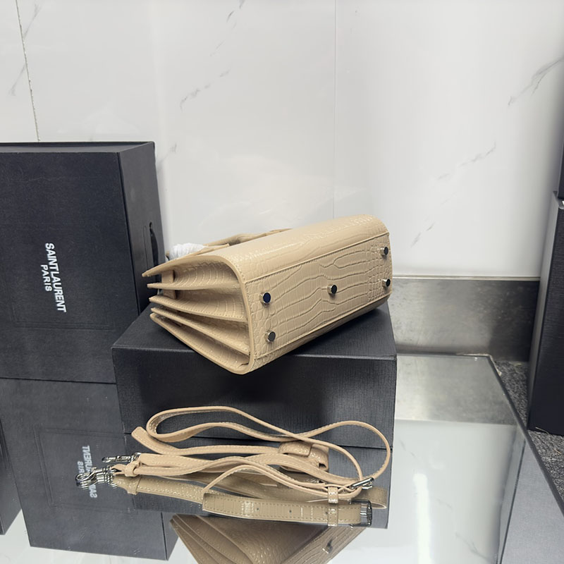 N品 YSL サンローラン サック サック ド ジュール ナノ(クロコダイルエンボスレザー)NATURAL TAN 392035DND1N2357 カーフスキンレザー シルバー金具 激安優良店 - 画像 (6)