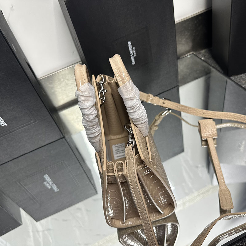 N品 YSL サンローラン サック サック ド ジュール ナノ(クロコダイルエンボスレザー)NATURAL TAN 392035DND1N2357 カーフスキンレザー シルバー金具 激安優良店 - 画像 (3)