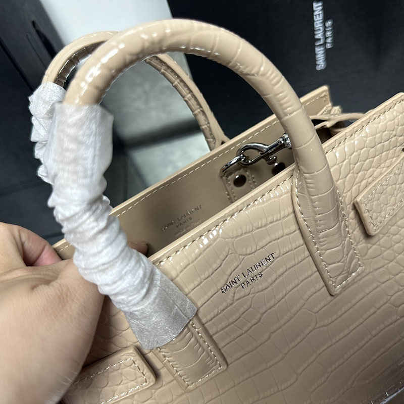N品 YSL サンローラン サック サック ド ジュール ナノ(クロコダイルエンボスレザー)NATURAL TAN 392035DND1N2357 カーフスキンレザー シルバー金具 激安優良店 - 画像 (2)
