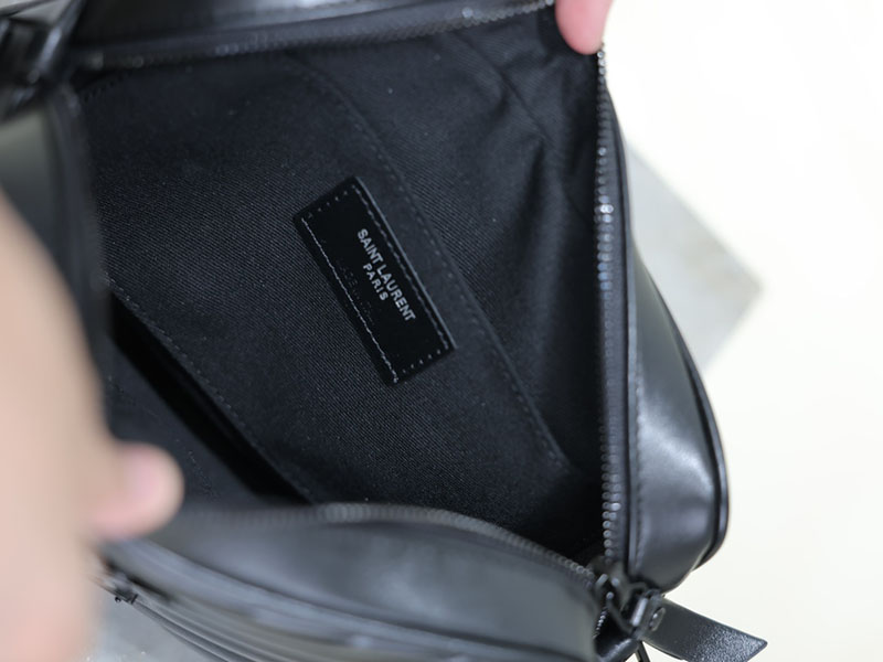 N品 YSL サンローラン ルー カメラバッグ(レザー/キルティング)ブラック 761554DV7081000 カーフスキンレザー ブラック金具 激安優良店 - 画像 (5)
