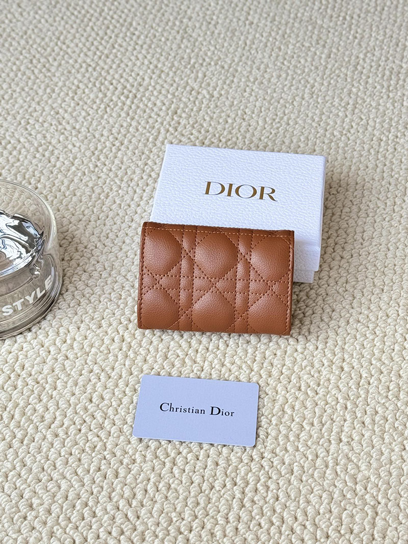 N品 DIOR ディオール財布コピー Dior Caro Glycine ウォレット S5132UWHC_M53U ブラウン ゴールド金具 激安優良店 - 画像 (6)