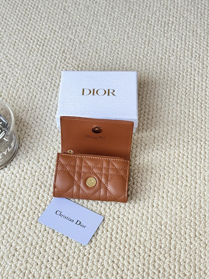 N品 DIOR ディオール財布コピー Dior Caro Glycine ウォレット S5132UWHC_M53U ブラウン ゴールド金具 激安優良店 - 画像 (4)