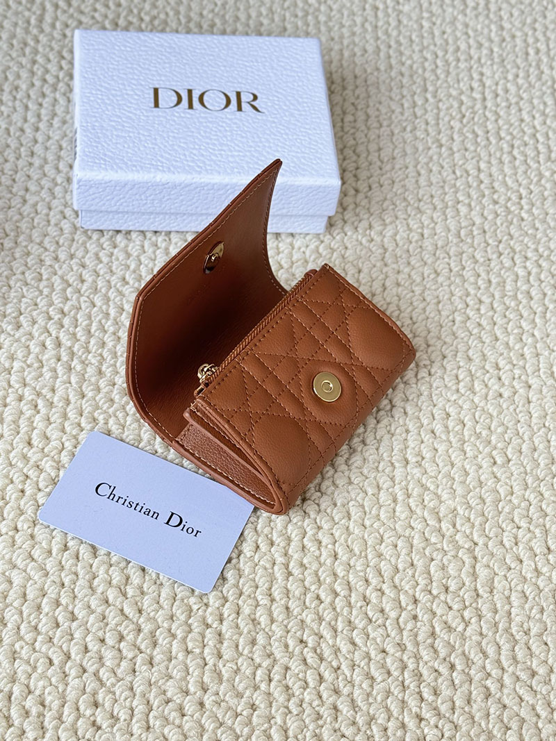 N品 DIOR ディオール財布コピー Dior Caro Glycine ウォレット S5132UWHC_M53U ブラウン ゴールド金具 激安優良店 - 画像 (3)