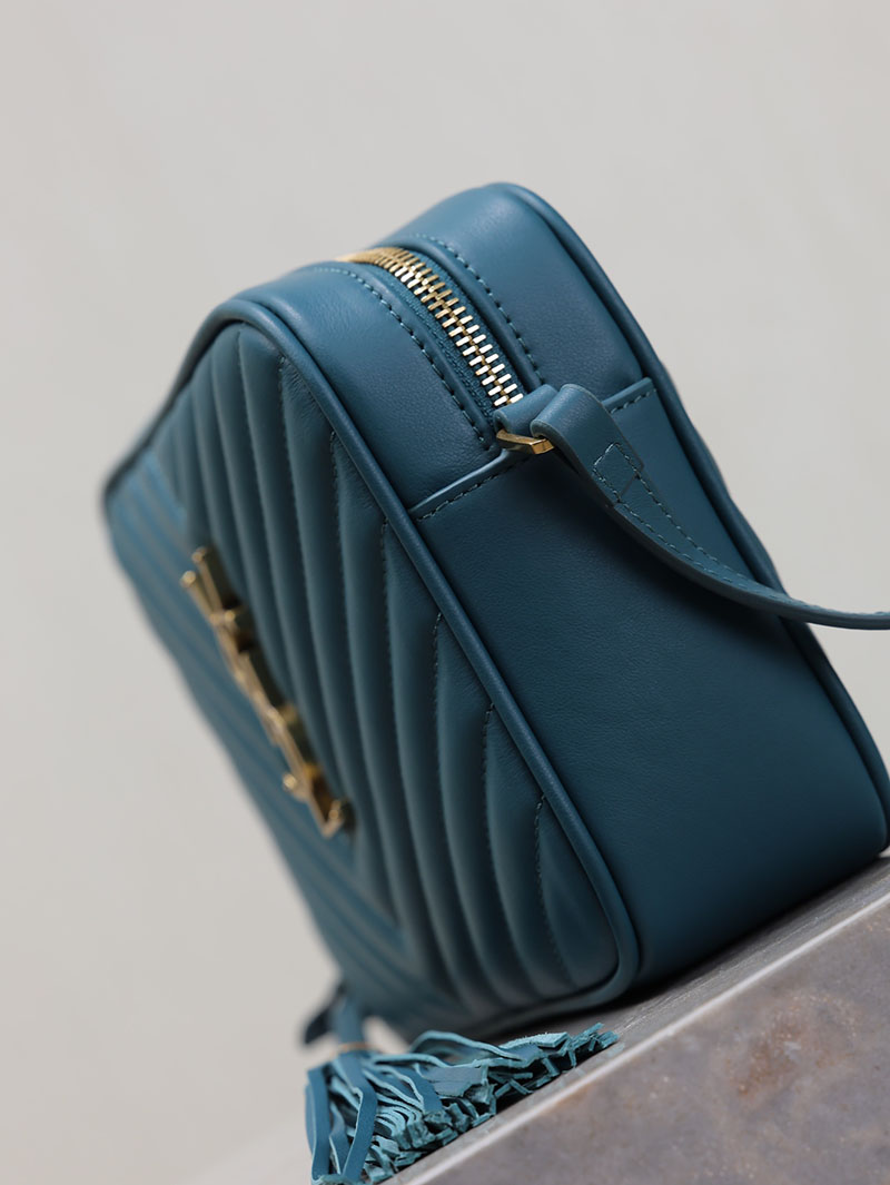 N品 YSL サンローラン ルー カメラバッグ(レザー/キルティング)ライトブルー 761554DV7070715 カーフスキンレザー ゴールド金具 激安優良店 - 画像 (7)