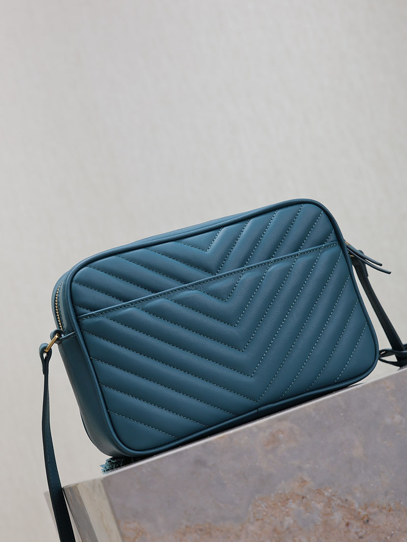 N品 YSL サンローラン ルー カメラバッグ(レザー/キルティング)ライトブルー 761554DV7070715 カーフスキンレザー ゴールド金具 激安優良店 - 画像 (4)