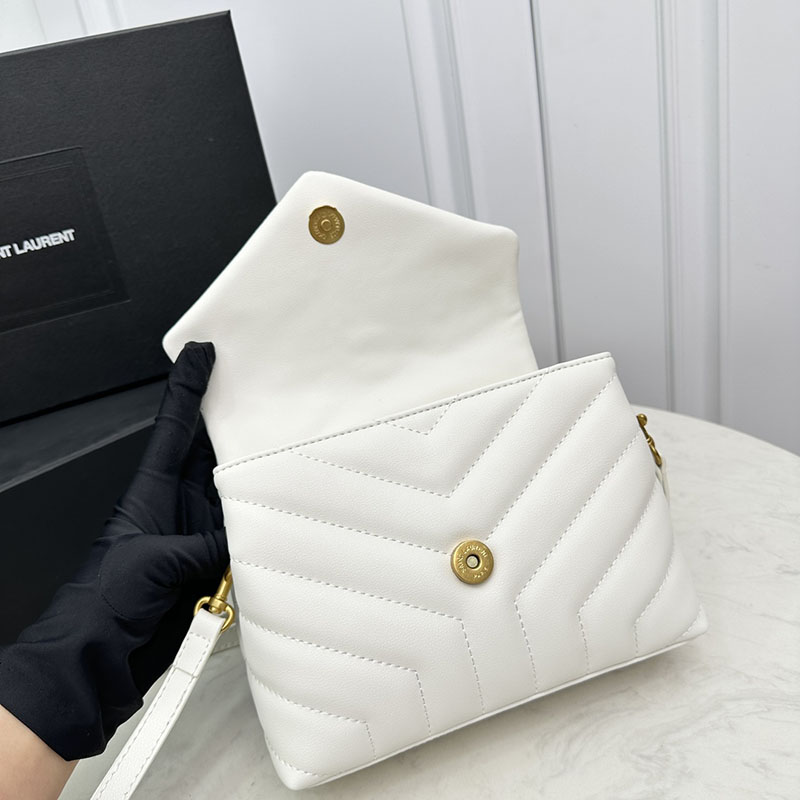 N品 YSL サンローラン ルル トイバッグ オフホワイト 678401DV7079207 カーフスキンレザー シルバー金具 激安優良店 - 画像 (5)