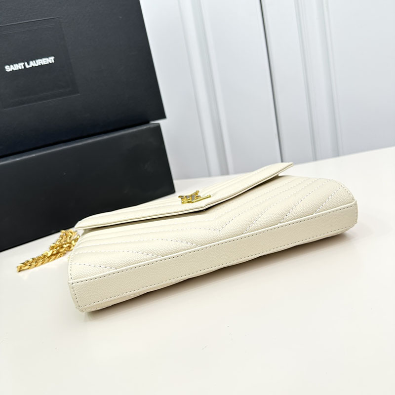 N品 YSL サンローラン 人気バッグ カサンドラ エンベロープ チェーンウォレット オフホワイト 678401FAADY9207 カーフスキンレザー ゴールド金具 激安優良店 - 画像 (7)
