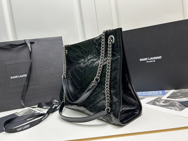N品 YSL サンローラン 人気バッグ ニキ ショッピングバッグ ブラック 5779990EN041000 レザー シルバー金具 激安優良店 - 画像 (8)