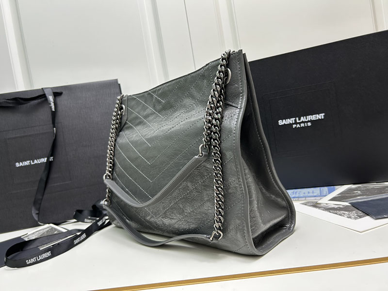 N品 YSL サンローラン 人気バッグ ニキ ショッピングバッグ グレー 5779990EN041112 レザー シルバー金具 激安優良店 - 画像 (8)
