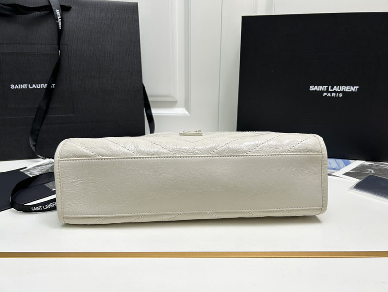 N品 YSL サンローラン 人気バッグ ニキ ショッピングバッグ オフホワイト 5779990EN049207 レザー シルバー金具 激安優良店 - 画像 (4)