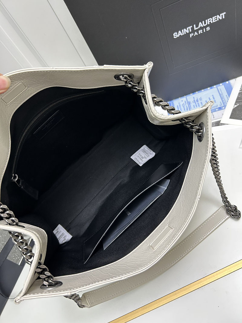 N品 YSL サンローラン 人気バッグ ニキ ショッピングバッグ オフホワイト 5779990EN049207 レザー シルバー金具 激安優良店 - 画像 (3)