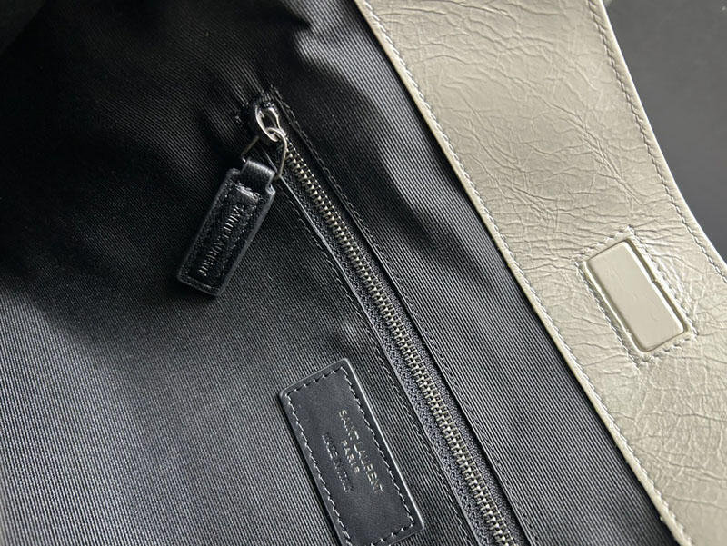 N品 YSL サンローラン 人気バッグ ニキ ショッピングバッグ オフホワイト 5779990EN049207 レザー シルバー金具 激安優良店 - 画像 (2)