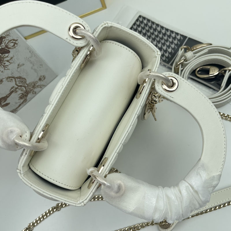 N品 DIOR ディオール Lady Dior バッグ ミニ M0505ONGE_M030 ホワイト ゴールド金具 激安優良店 - 画像 (6)