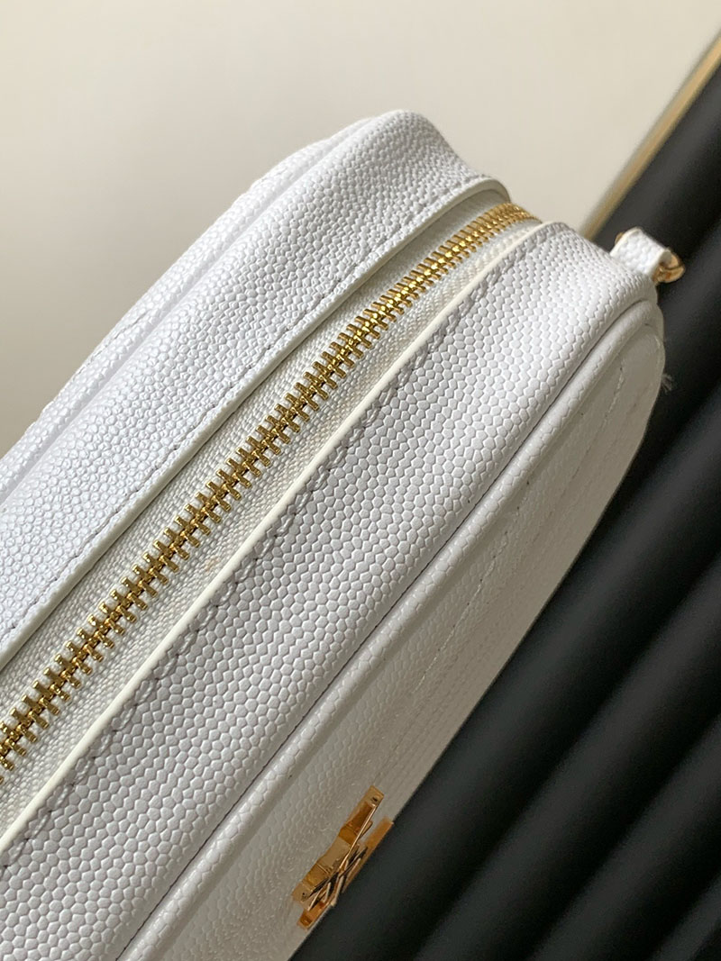 N品 YSL サンローラン ショルダーバッグ ルー ミニバッグ ホワイト 748849DV7012000 カーフスキンレザー ゴールド金具 激安優良店 - 画像 (5)
