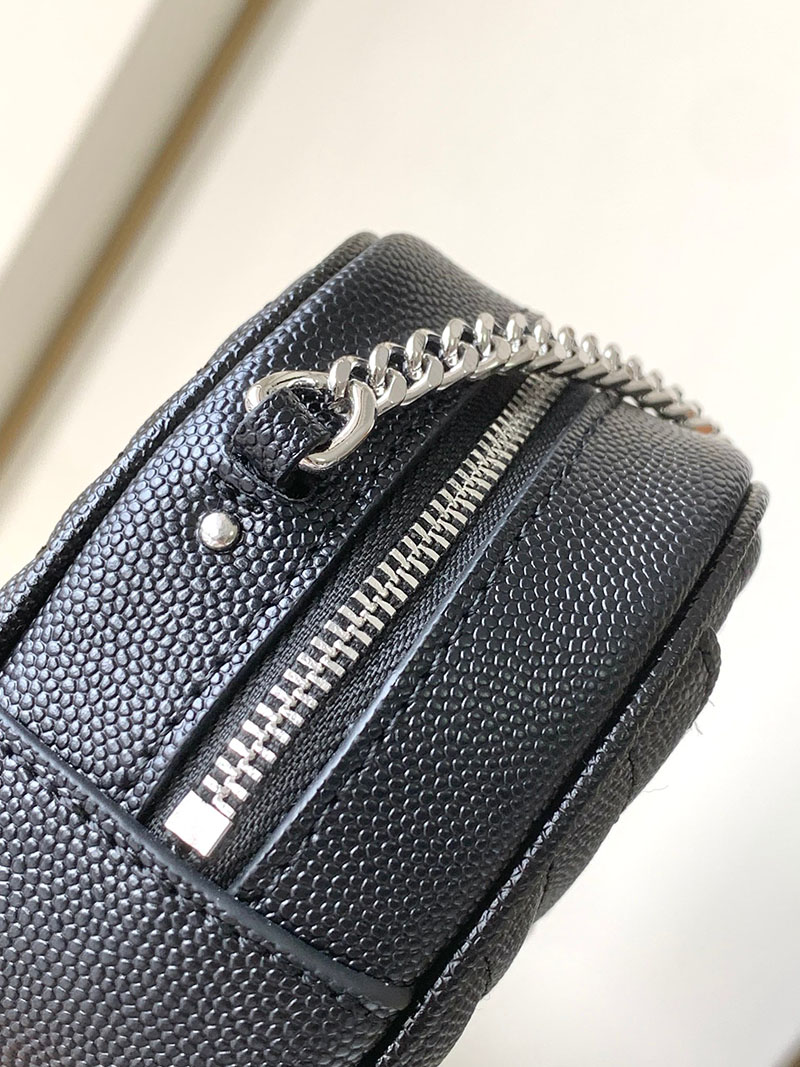 N品 YSL サンローラン ショルダーバッグ ルー ミニバッグ ブラック 748849DV7021000 カーフスキンレザー シルバー金具 激安優良店 - 画像 (5)