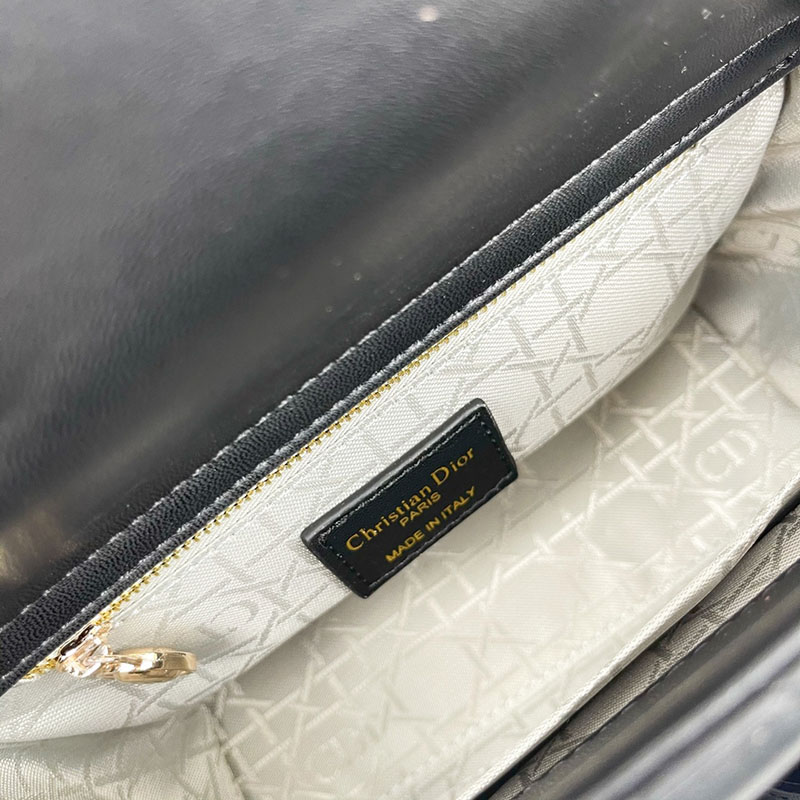 N品 DIOR ディオール Lady Dior My ABCDior バッグ スモール M0538ONGE_M900 黒 ブラック ゴールド金具 激安優良店 - 画像 (4)