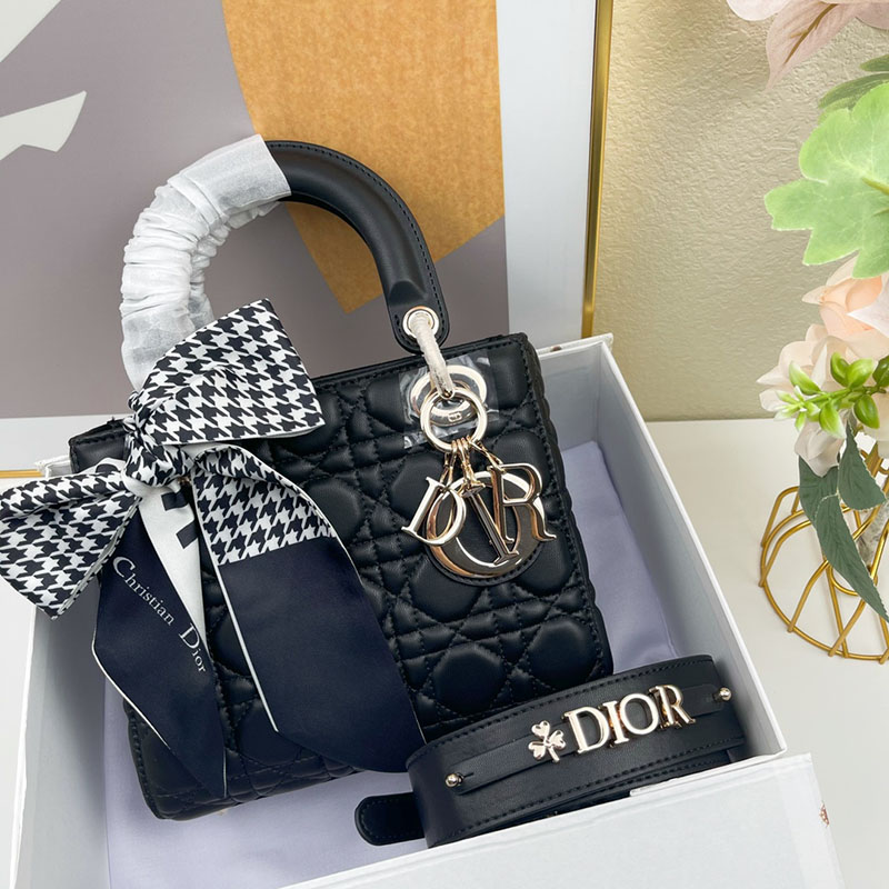 N品 DIOR ディオール Lady Dior My ABCDior バッグ スモール M0538ONGE_M900 黒 ブラック ゴールド金具 激安優良店 - 画像 (2)