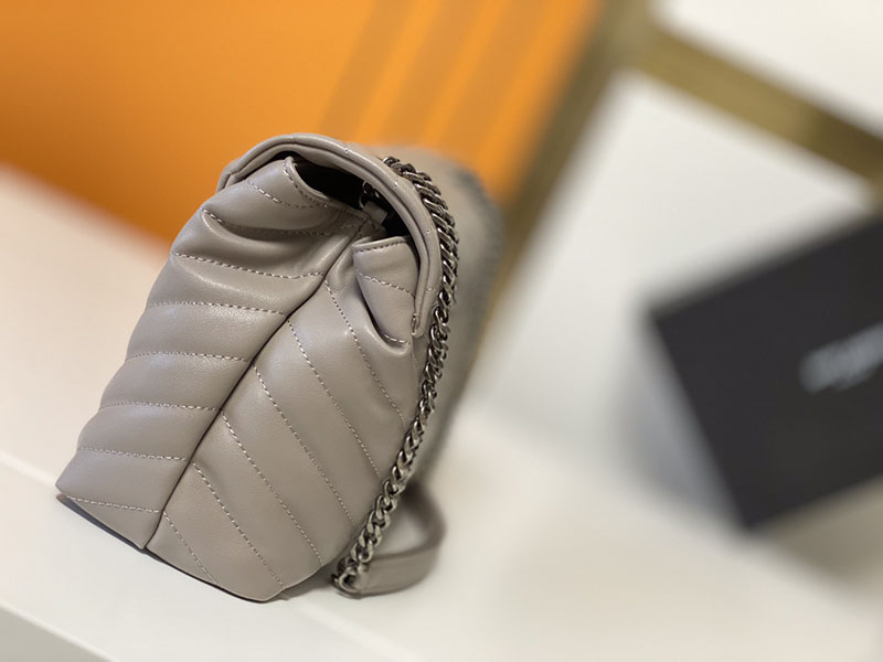 N品 YSL サンローラン バッグ 人気ランキング ルル ミディアム DUSTY GREY 574946DV7261722 ラムスキン シルバー金具 - 画像 (9)