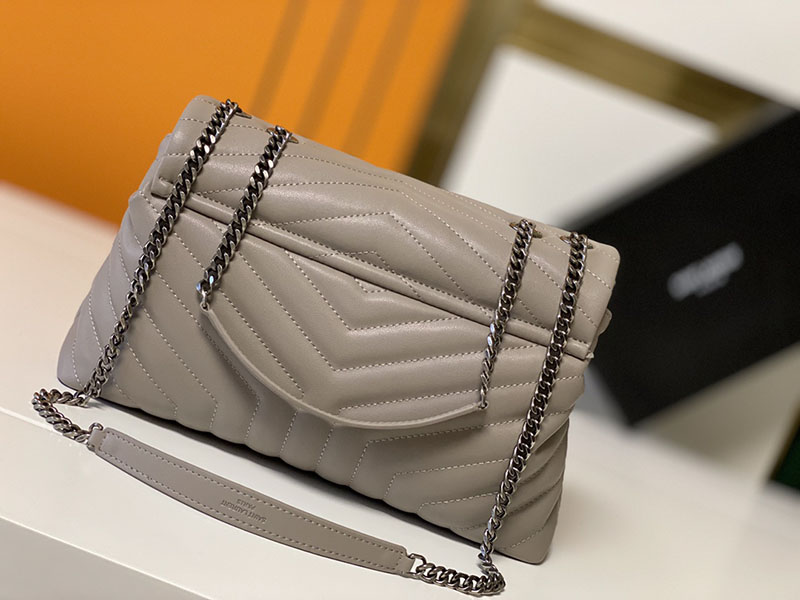 N品 YSL サンローラン バッグ 人気ランキング ルル ミディアム DUSTY GREY 574946DV7261722 ラムスキン シルバー金具 - 画像 (8)