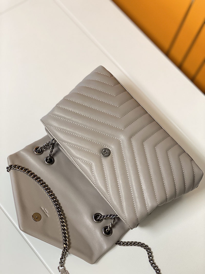 N品 YSL サンローラン バッグ 人気ランキング ルル ミディアム DUSTY GREY 574946DV7261722 ラムスキン シルバー金具 - 画像 (4)