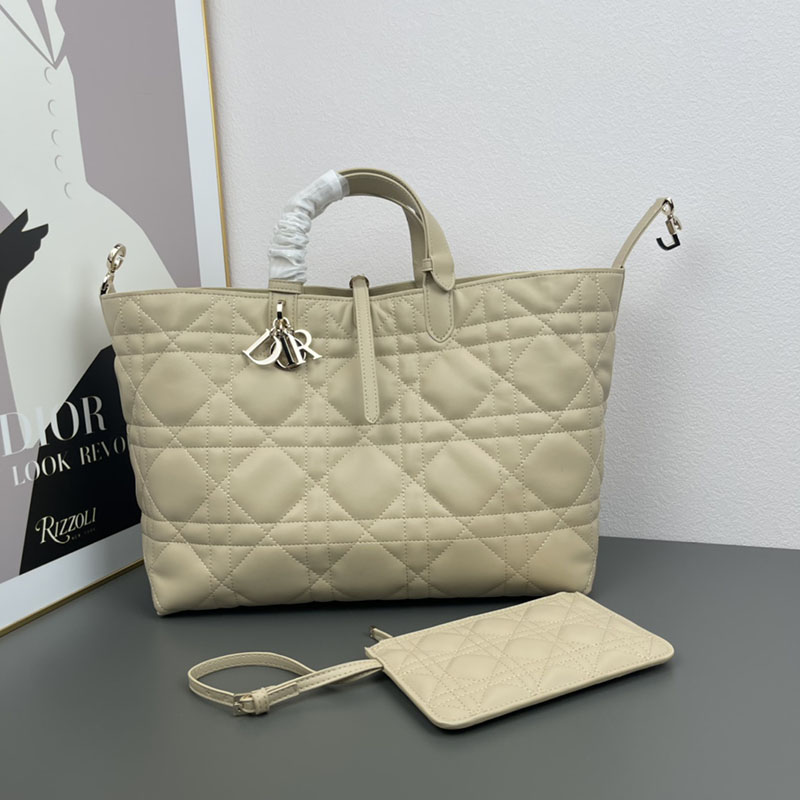 N品 DIOR ディオール Dior Toujours バッグ ラージ M2820OSHJ_M51U パウダーベージュ ゴールド金具 激安優良店 - 画像 (3)