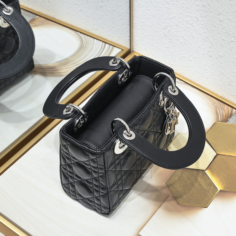 N品 DIOR ディオール Lady Dior バッグ ミニ M0505ONGE_M900 黒 ブラック シルバー金具 激安優良店 - 画像 (4)