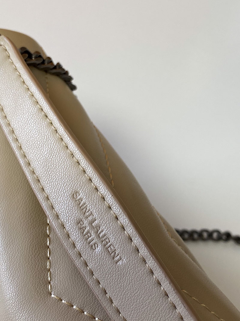 N品 YSL サンローラン バッグ 40代 ルル スモール ダークベージュ 494699DV7282721 ラムスキン ブラック金具 - 画像 (5)