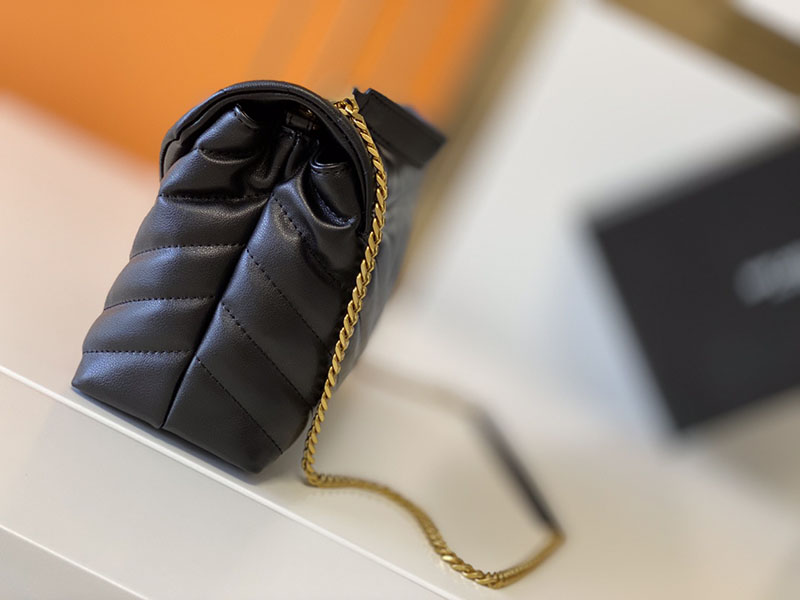 N品 YSL サンローラン バッグ 40代 ルル スモール ブラック 494699DV7271000 ラムスキン ゴールド金具 - 画像 (9)