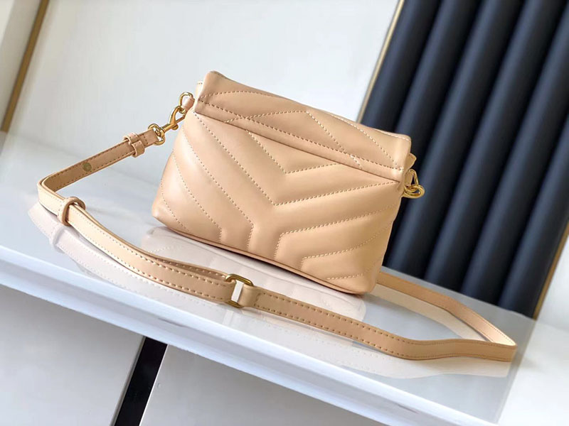 N品 YSL サンローラン 斜めがけバッグ ルル トイバッグ DARK BEIGE 678401DV7072721 ラムスキン ゴールド金具 - 画像 (9)