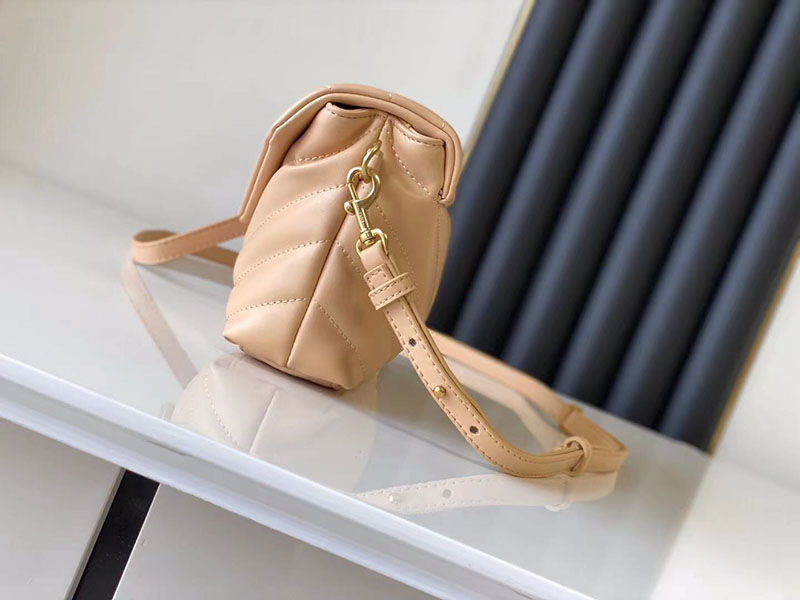 N品 YSL サンローラン 斜めがけバッグ ルル トイバッグ DARK BEIGE 678401DV7072721 ラムスキン ゴールド金具 - 画像 (8)
