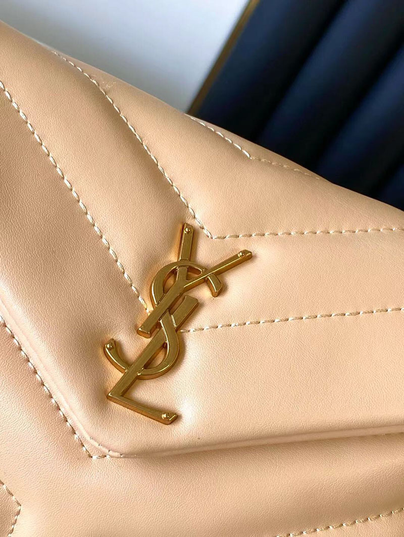 N品 YSL サンローラン 斜めがけバッグ ルル トイバッグ DARK BEIGE 678401DV7072721 ラムスキン ゴールド金具 - 画像 (6)