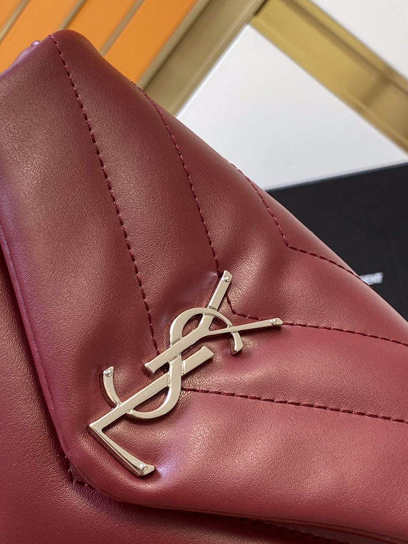 N品 YSL サンローラン 斜めがけバッグ ルル トイバッグ ROUGE MERLOT 678401DV7066592 ラムスキン シルバー金具 - 画像 (6)