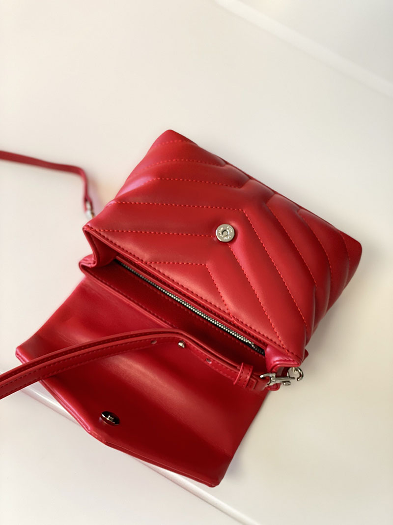 N品 YSL サンローラン 斜めがけバッグ ルル トイバッグ レッド 678401DV7066937 ラムスキン シルバー金具 - 画像 (5)