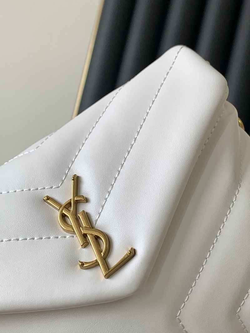 N品 YSL サンローラン 斜めがけバッグ ルル トイバッグ ホワイト 678401DV7072000 ラムスキン ゴールド金具 - 画像 (6)