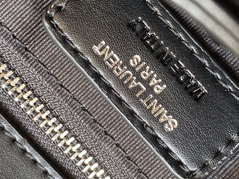 N品 YSL サンローラン 斜めがけバッグ ルル トイバッグ ブラック 678401DV7081000 ラムスキン シルバー金具 - 画像 (2)