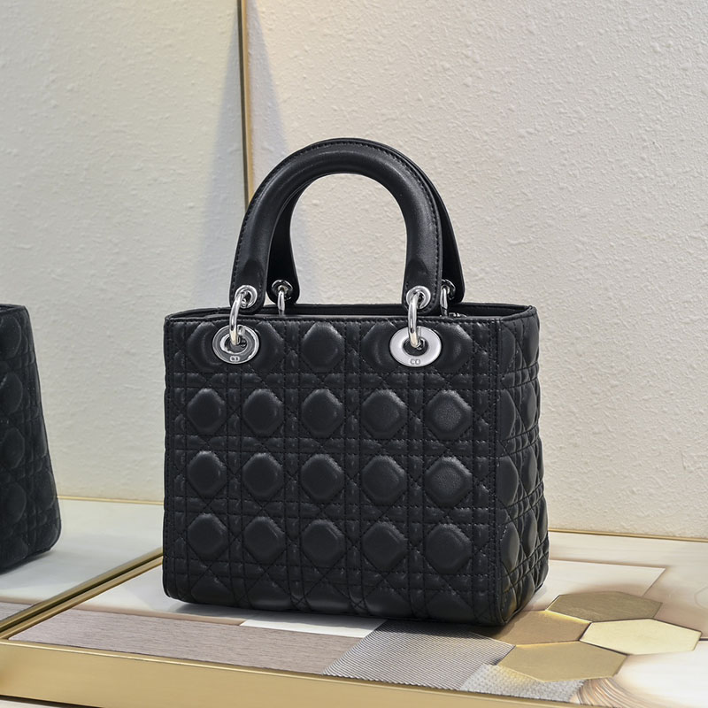 N品 DIOR ディオール Lady Dior バッグ ミディアム M0565ONGE_M900 黒 ブラック シルバー金具 激安優良店 - 画像 (7)