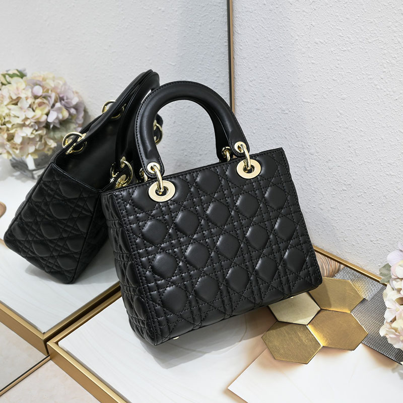 N品 DIOR ディオール Lady Dior バッグ ミディアム M0565ONGE_M900 黒 ブラック ゴールド金具 激安優良店 - 画像 (8)