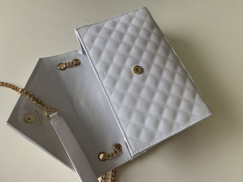 N品 YSL サンローラン ショルダーバッグ エンベロープ ミディアム ホワイト 600185AACT72000 ラムスキン ゴールド金具 - 画像 (5)