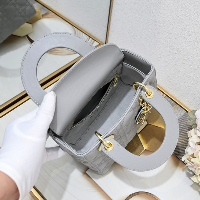 N品 DIOR ディオール Lady Dior バッグ ミディアム M0565ONGE_M47G イーサリアルグレー ゴールド金具 激安優良店 - 画像 (3)