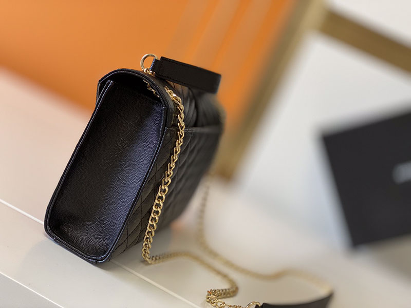N品 YSL サンローラン ショルダーバッグ エンベロープ ミディアム ブラック 600185AACT71000 ラムスキン ゴールド金具 - 画像 (9)