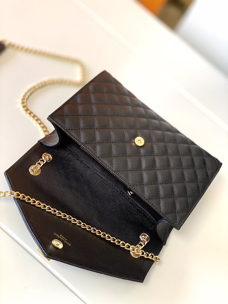 N品 YSL サンローラン ショルダーバッグ エンベロープ ミディアム ブラック 600185AACT71000 ラムスキン ゴールド金具 - 画像 (5)
