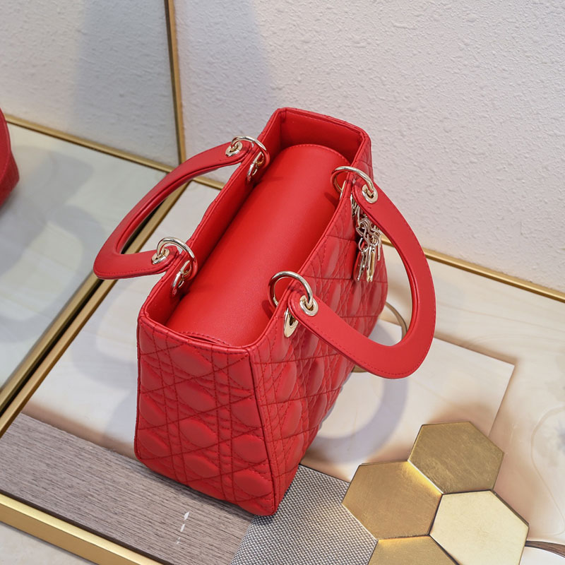 N品 DIOR ディオール Lady Dior バッグ ミディアム M0565ONGE_M63R レッド ゴールド金具 激安優良店 - 画像 (4)